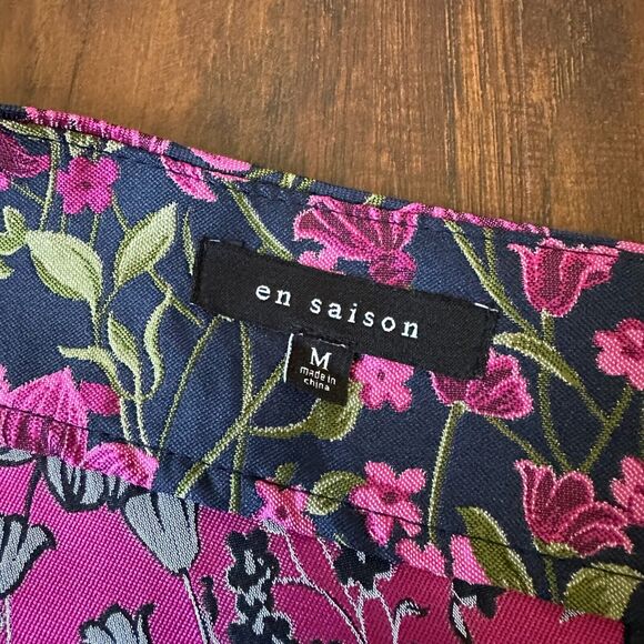 NWOT EN SAISON Floral Jacquard One Shoulder Top in Multi Floral Print - Picture 11 of 13